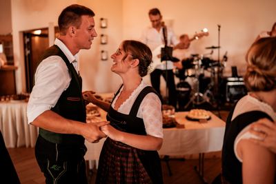 520 - KCWedding-77.jpg